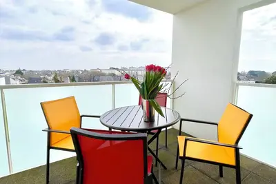 Appartement design avec vue et parking privé