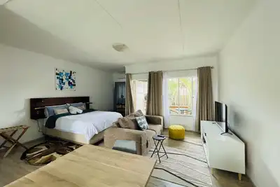 Image de Nox City Nook: Charming 1-Bedroom Apartment