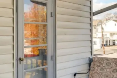 Image de Charming 2-bedrooms house with Ac and WiFi in Harrisburg, backyard, fire pit,