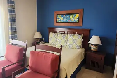 3-bedroom villa in superb Cabo San Lucas with Ac, pool, & WiFi