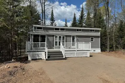 Image de Cozy 1 1/2-bedroom, 4 Bed Tiny House with Gas Heat/Ac, WiFi Atv/Snowmobile