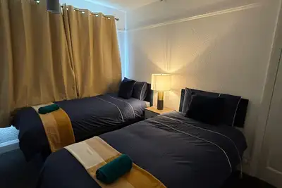 Image de Cosy 4 bedroom Family House Near the City Centre