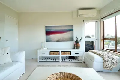 Image de Views & Short Walk To Beach