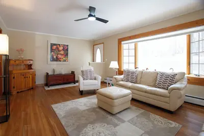 Image de Charming 4-bedroom home with Ac and WiFi close to downtown historic Honesdale