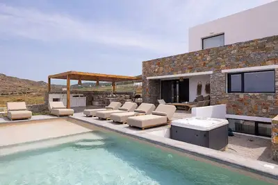 Villa Astarté, sea views, private pool and Jacuzzi