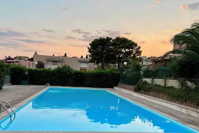 Image de Côte d'Azur proche Mer, piscine, parking privé : entre Cannes, Nice et Monaco