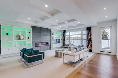 Image de Windsor - Luxury Mansion King Bed & Heated garage