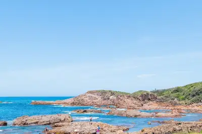 Image de 8 Ocean Avenue - Pet Friendly, Wi-Fi, views and Aircon