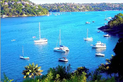 Image de Uni Eco Waterfront Grand 5 bed home in charming Castlecrag. Wi-Fi. Close to City