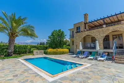 Image de Charming 3-bedroom villa, private pool, Ac & WiFi in tranquil Polis Crysochous