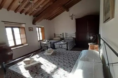 Image de Podere Cerciano: Double Room plus Single Bed cam. 4