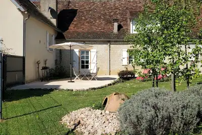 Image de Gîte 4/6 pers, entièrement rénové, à la campagne, nord du Lot.