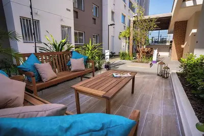 Image de Modern\/Comfortable Apartment