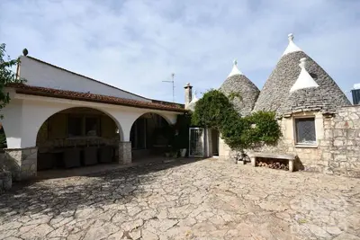 Image de Trulli Alba - villa with swimming pool in the middle of the Itria Valley
