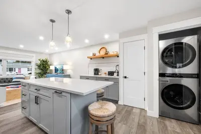 Image de Mystic Hilltop Haven:<br>Close Walk to Downtown