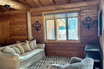 Image de Outstanding One-Room Guest House in Ketchum, 1 mile to the lifts