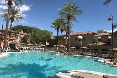 Image de Sheraton Desert Oasis, 1-bedroom villa, walk to Tpc Scottsdale, free parking,