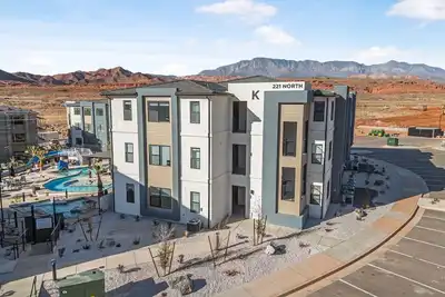 Image de Brand New 2 bed 2 bath ground floor condo, in the Terra resort at Coral Canyon.