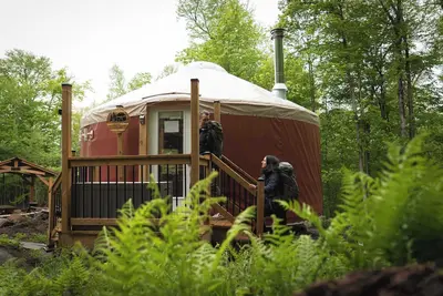 Image de Yourte Cozy dans les Bois