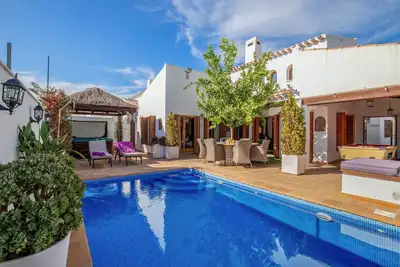 Villa pour 15 personnes - avec piscine, sauna et jacuzzi à Murcia