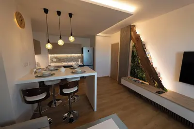 Image de Appartement élégant au cœur d'Amiens dans un bâtiment historique avec parking