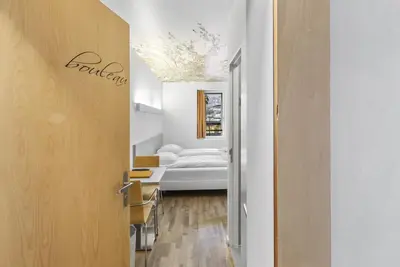 Image de Chaleureuse chambre twin au coeur de Sierre