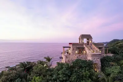 Image de Mexican Pyramid Style Villa w/ Exclusive Beach Access | 6 Private Pools & Panoramic Ocean View