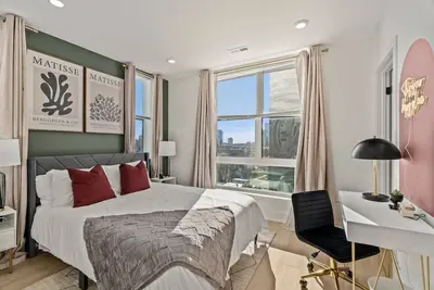 Image de Artful Escape: 1br by Rocky Steps + Penn Museum
