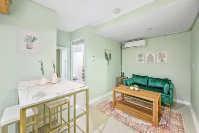 Image de Gorgeous 2 Bedroom 1 Bath Unit