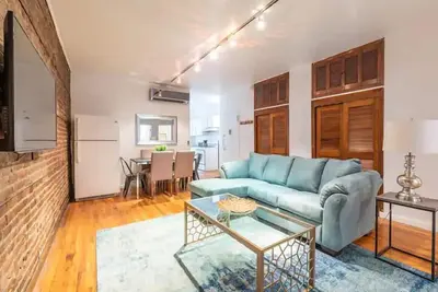 Image de Beautifully furnished 3 Bedroom unit in Nyc