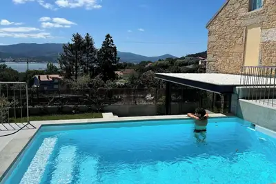 Image de Villa RĂa de Muros (204), with pool and sea views