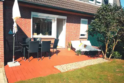 Image de Bright vacation apartment near bathing lake with garden. Family and pet friendly!