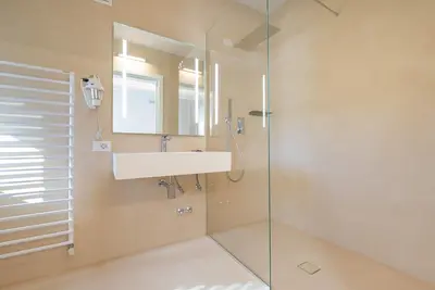 Villa Torre Anna: Jacuzzi - Pool - Garden