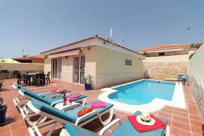 Image de Villa Sunrise. Tranquil 2 Bedroom Villa. Private Heated Pool
