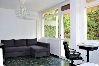 Ionos Dragoumi 34 · Athens Comfy Studio