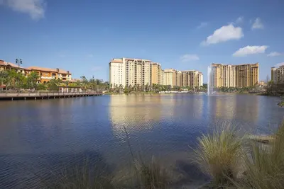 Image de Spacious 1 Br apartment near Epcot  with Balcony, Kitchen, Pool, Gym