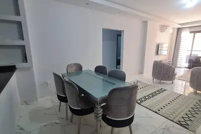 Image de \"Stunning City Stay\" @ Midtown Compound Auc Avenue