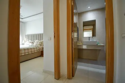 Image de appartement élégant au cœur de Marrakech- emplacement et prestations haut gamme