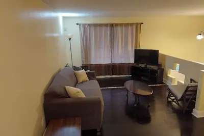 Image de Holy Home 3-bedroom with Ac and WiFi. Bless you in Morrow. Peace & a low price.