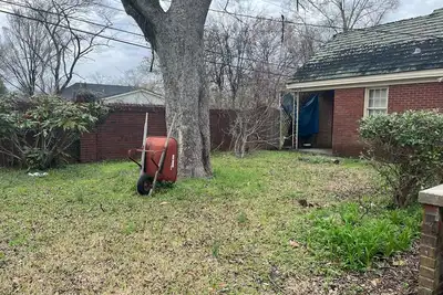 Image de Charming, Sunny Studio Cottage walking distance to Downtown!