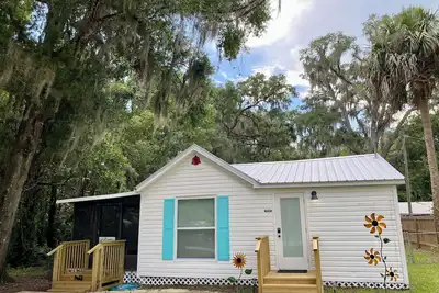 Image de Charming cottage in Yankeetown, Florida