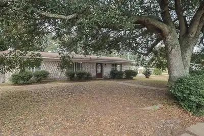 Image de Charming Coastal Retreat in West Biloxi!