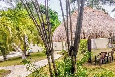 Image de Entire Vacation Canal Home, Pool, Ac's, Kitchens, Dock, Laundry, Tv's, Oceanview