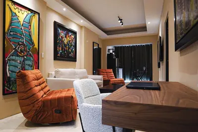 Image de \n\nSpacious apartment 4 bedrooms, 3bathrooms, living room, kitchen, fully equipped\n