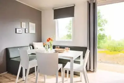 Image de Sunêlia Confort Evasion 3 chambres 1 salle de bain 32 m² + terrasse en bois 12, 5m² - Nouveau 2019 6 personnes