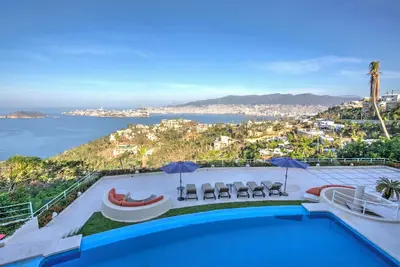 Image de Luxury Home In Las Brisas, Acapulco With A Spectacular View Of The Bay.