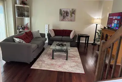 Image de 8 mins to Dulles Airport Suite