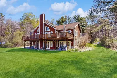 Image de Luxurious Waterfront Retreat on Nine Acres, Just 4 Minutes from Belfast