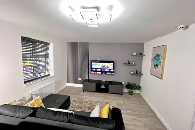 Image de Stylish Spacious 1Bd Apt-KingBed-10min Heaton Park