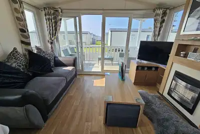 Image de Angie 2 Bed Rhyl Robinhood